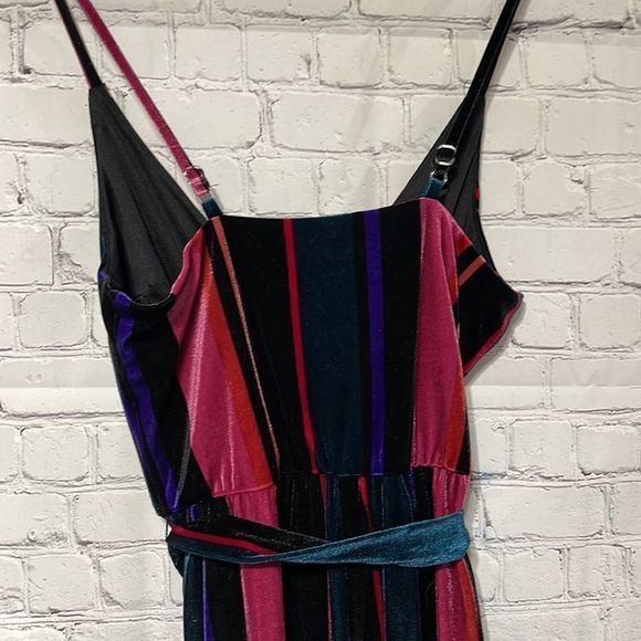 Speechless Velvet Velour Striped Belted Romper Small - Picture 13 of 14